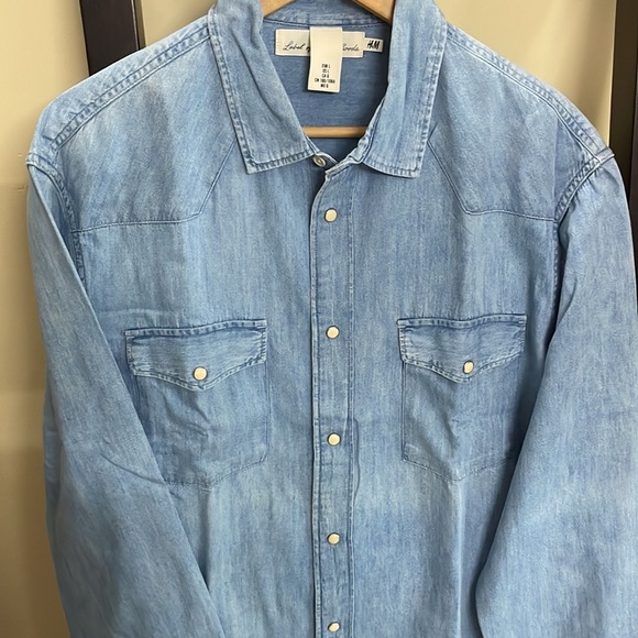 H&M classic Men’s denim shirt - Picture 3 of 8